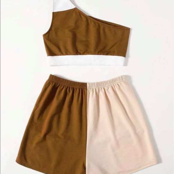 Set - Picture 2 of 3